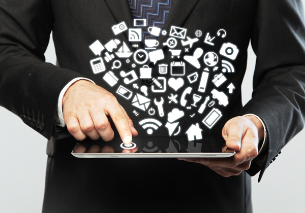 U.K. Retailers Hope to Engage Customers with Digital Technologies in 2014