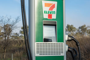 Loyalty360 Reads: June 3 | Sheetz to Accept Bitcoin; 7-Eleven to Install 500 Electric Vehicle Ports; and More