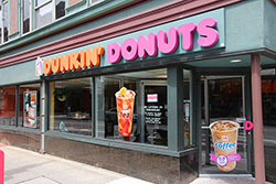 Dunkin’ Donuts, Amtrak Partner to Extend Respective Customer Experiences