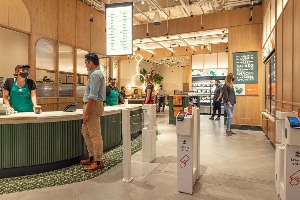 Loyalty360 Reads: November 22 | Starbucks Pickup and Amazon Go Collaborate; CVS to Close 900 Stores; and More