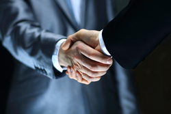 Qantas and BP Announce Loyalty Partnership