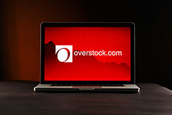Overstock Enhances Club O with Free Returns and a Price-Match Guarantee