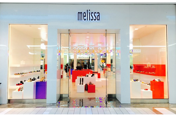 Customer Experience Evolves With Technology at Melissa Shoes