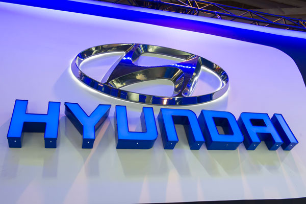 Hyundai Taps Into College Football, Customer Loyalty