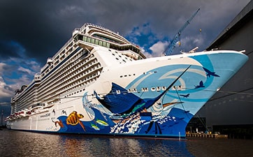 Navigating Customer Loyalty with Norwegian Cruise Line