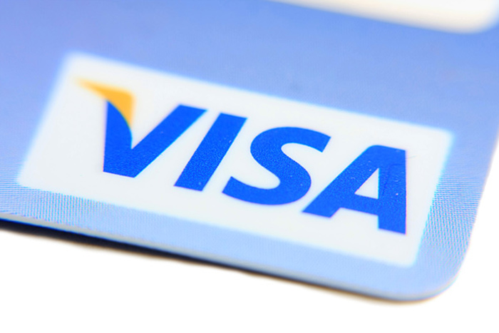 Visa CEO Finds Holiday Customer Engagement via Ecommerce Growing Faster than From Stores