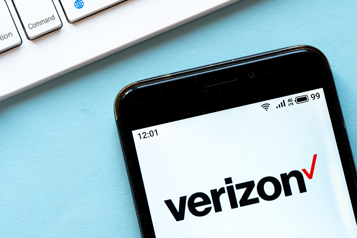 Verizon Expands Loyalty Program