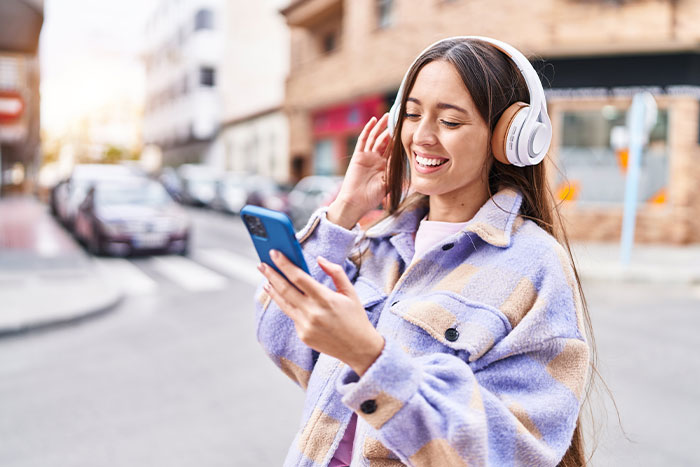 Generative AI vs. Predictive AI: How Marketers Can Leverage the ‘Art and Science’ Power of Each