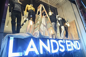 Lands’ End Joins Newest Craze in Customer Experience