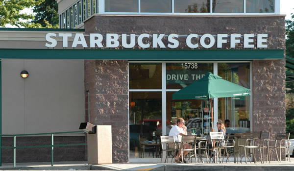 Unique Customer Engagement with Christina Aguilera at New York Starbucks