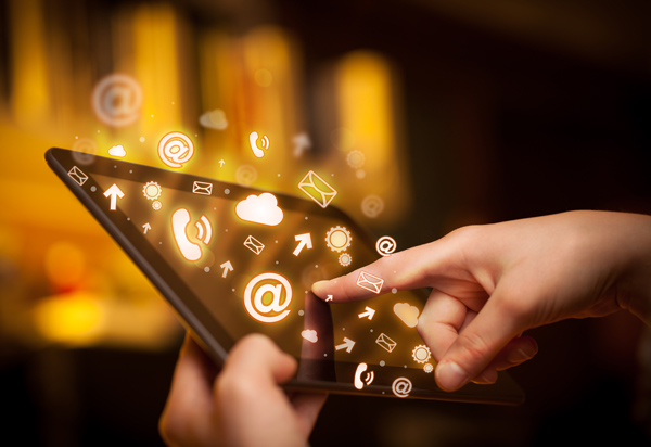 Q&A: Jerrad Green, Owner, Vintage Marquee Lights; and Jai Rawat, CEO, ShopSocially