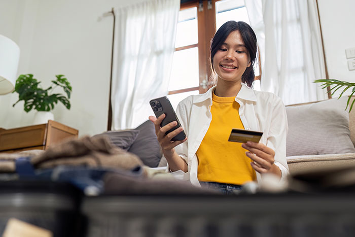 How Banks Can Use Early Loyalty Metrics to Prevent Credit Card Churn