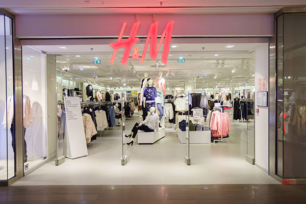 A Compete Customer Journey is in Style at H&M