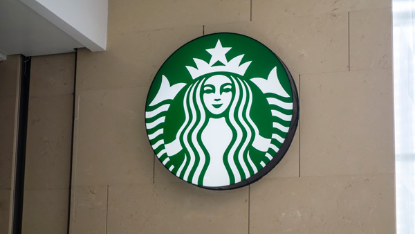 Starbucks, Delta Serve Up a High-Flying Customer Experience