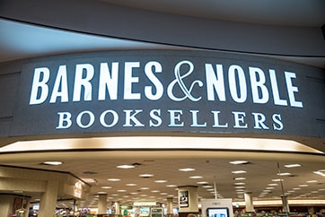 Barnes & Noble Records Ultimate Customer Experience on “Vinyl Day”