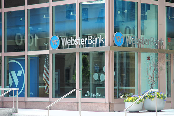 Community Banking Improves Digital Customer Experience at Webster Bank